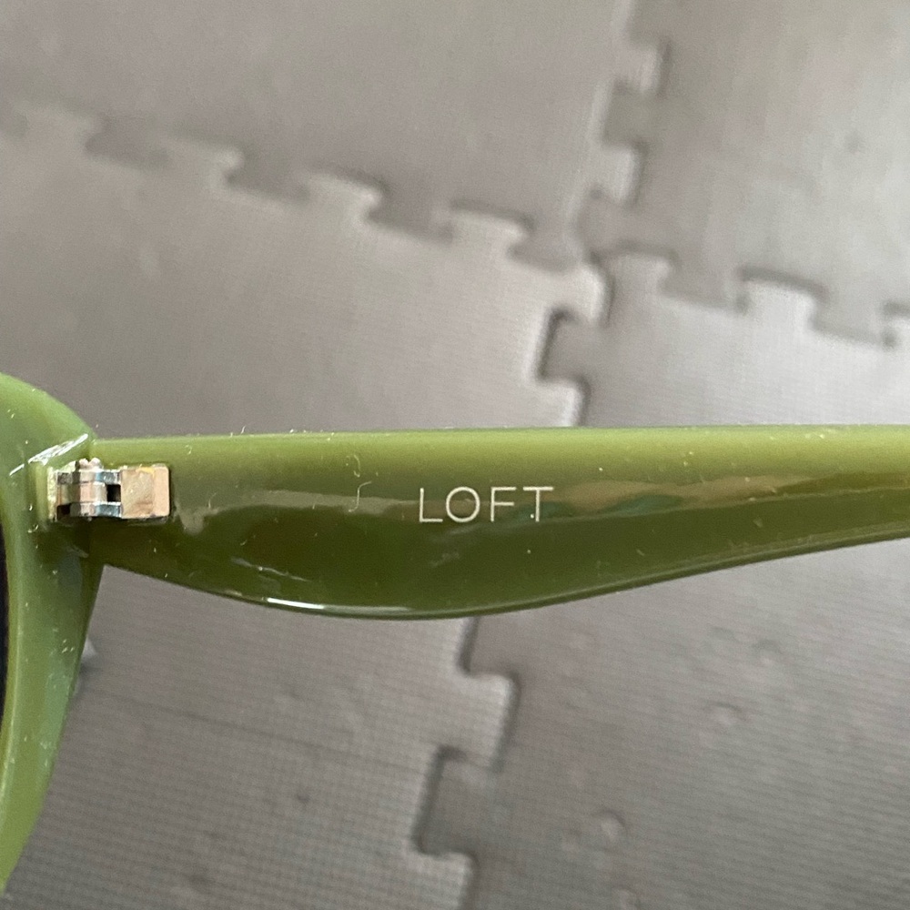 Loft green sunglasses - Picture 3 of 3